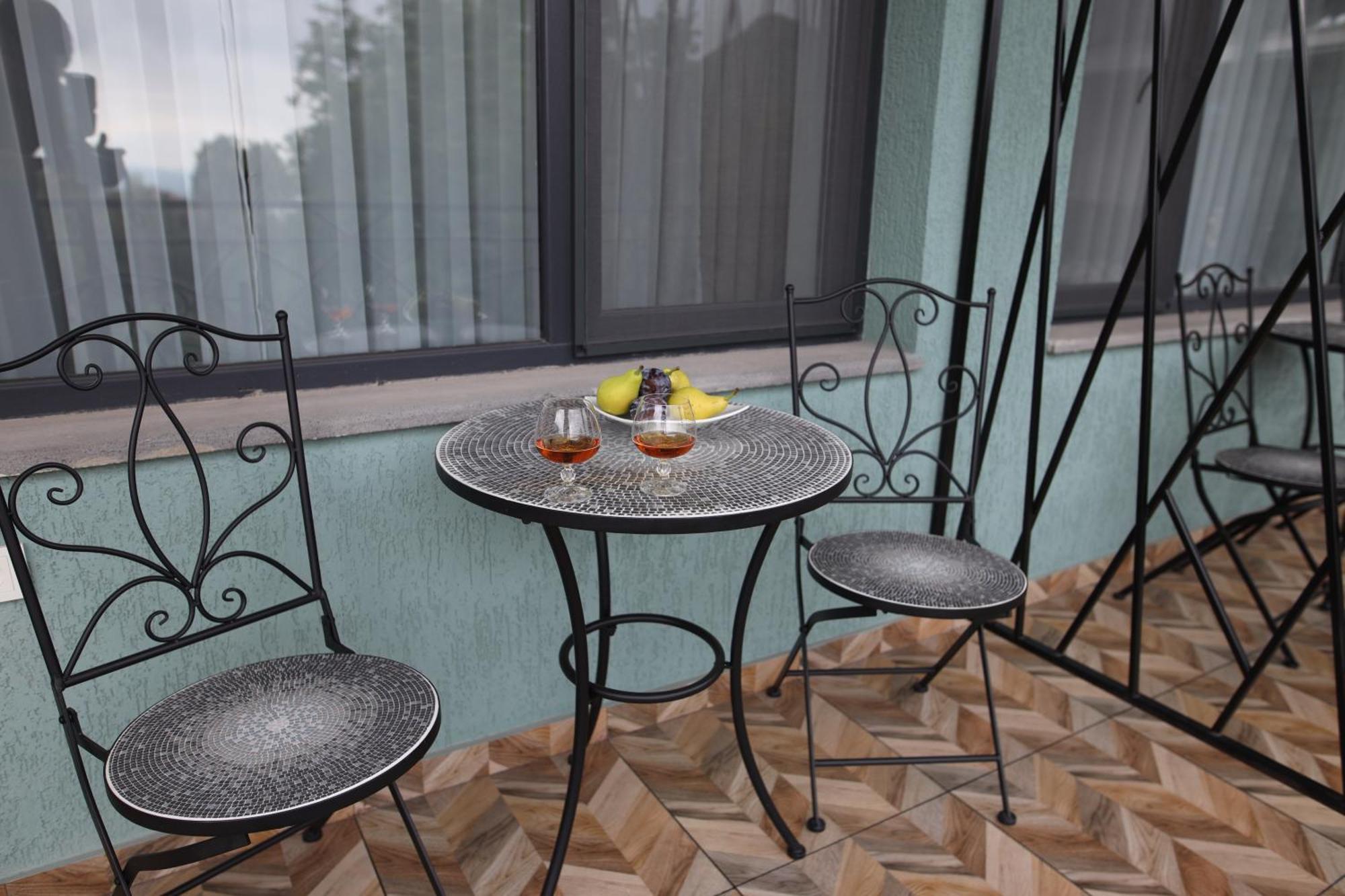 Bmg Hotel By Grigoryans Group Goris Dış mekan fotoğraf